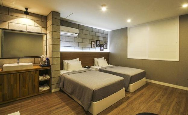 Hotel Home Пусан Экстерьер фото