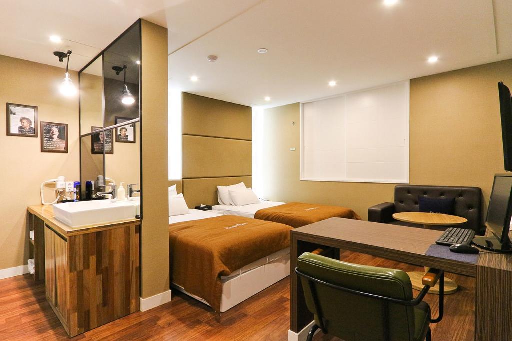 Hotel Home Пусан Экстерьер фото